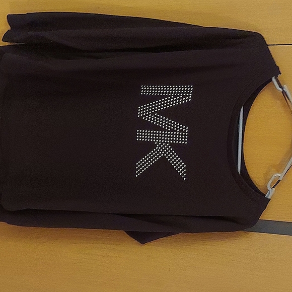 MK Brown top. It's only been worn once. - Picture 1 of 4